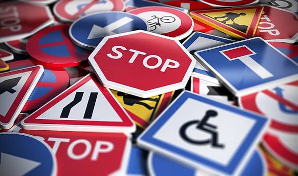 Apprenez le code de la route en ligne à votre rythme